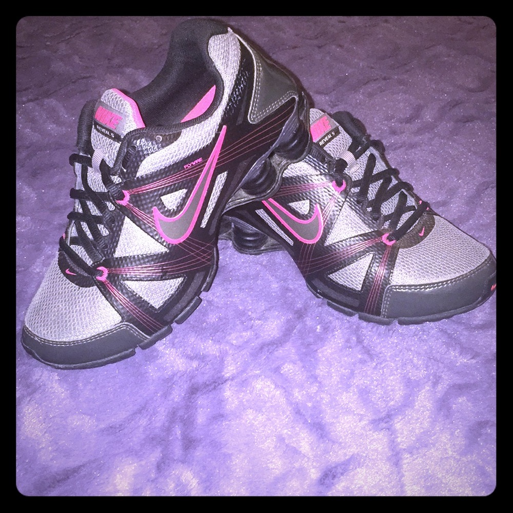 Women’s Nike Shox